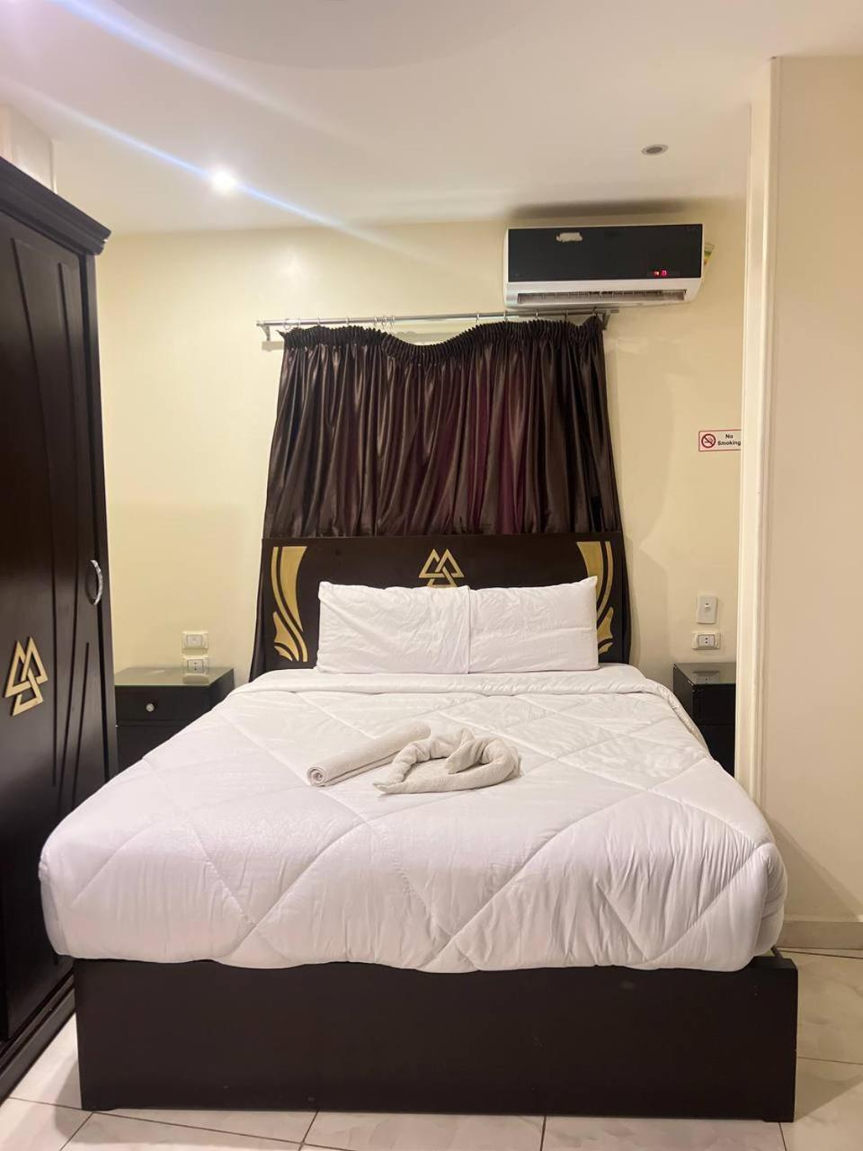 Kafret el-Gabal City Pyramids Inn מראה חיצוני תמונה