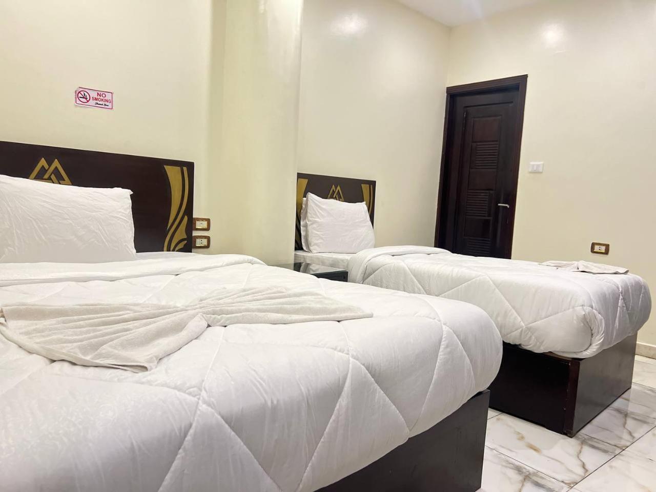 Kafret el-Gabal City Pyramids Inn מראה חיצוני תמונה