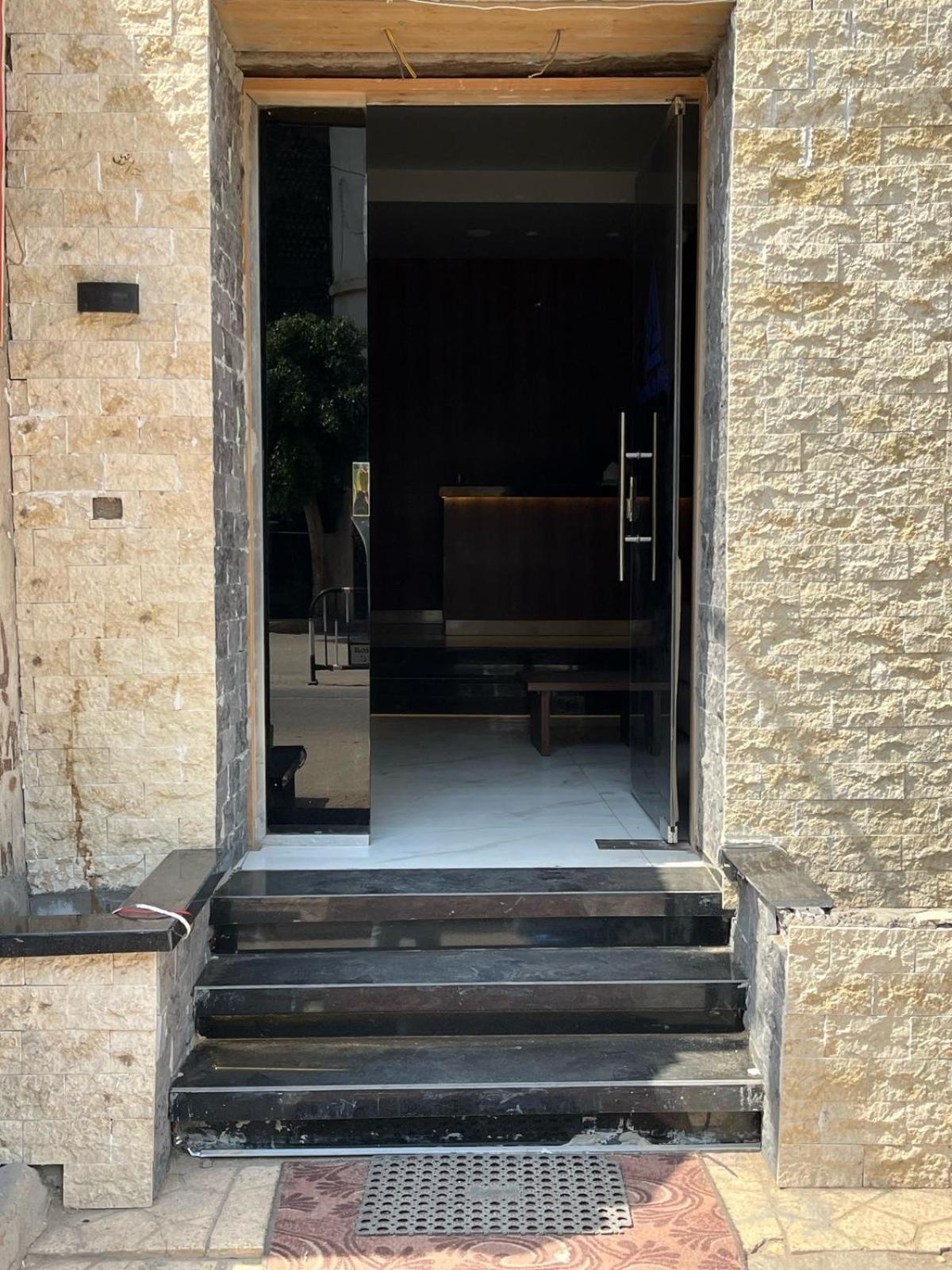 Kafret el-Gabal City Pyramids Inn מראה חיצוני תמונה