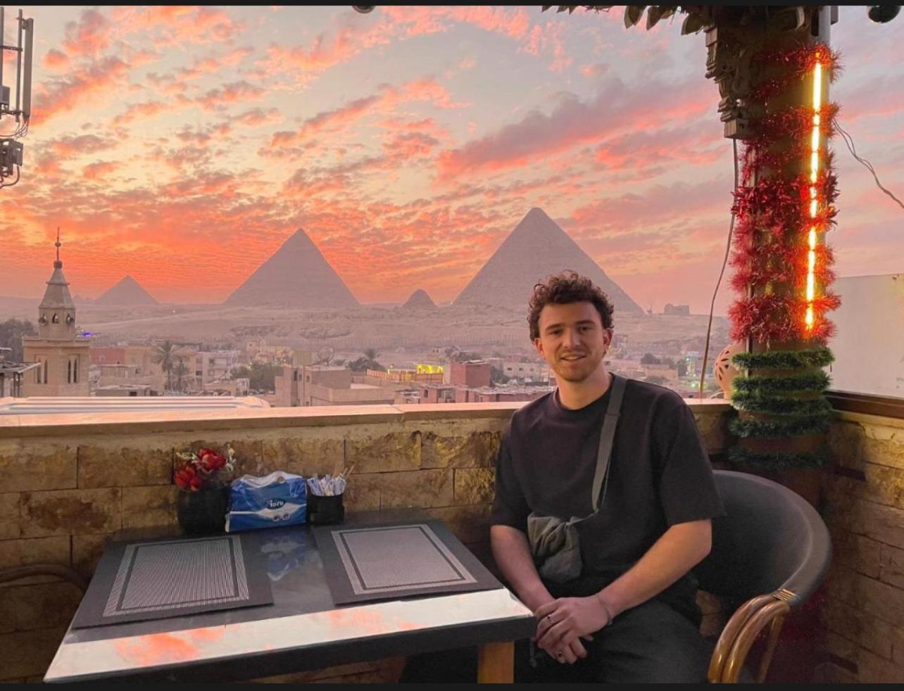Kafret el-Gabal City Pyramids Inn מראה חיצוני תמונה